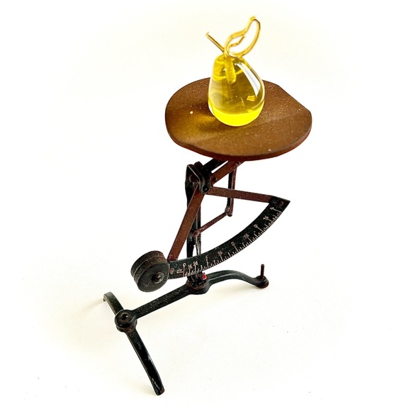 Vintage German Metal Postal Letter Balance Weigh Scale 6.25” Tall Up to 4 Oz. - Picture 2 of 10